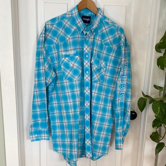 Wrangler Other - Wrangler Men's Turquoise Plaid Button Down Shirt western collared embroidered
